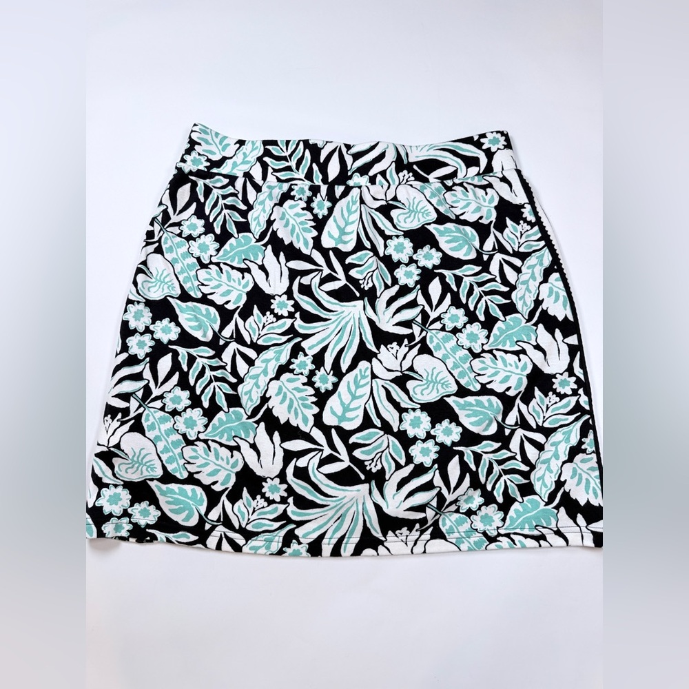 Coastal Tropical NWOT Womens S‎ Navy Aqua Blue Floral Mini Skirt Pockets Shorts - Picture 5 of 8